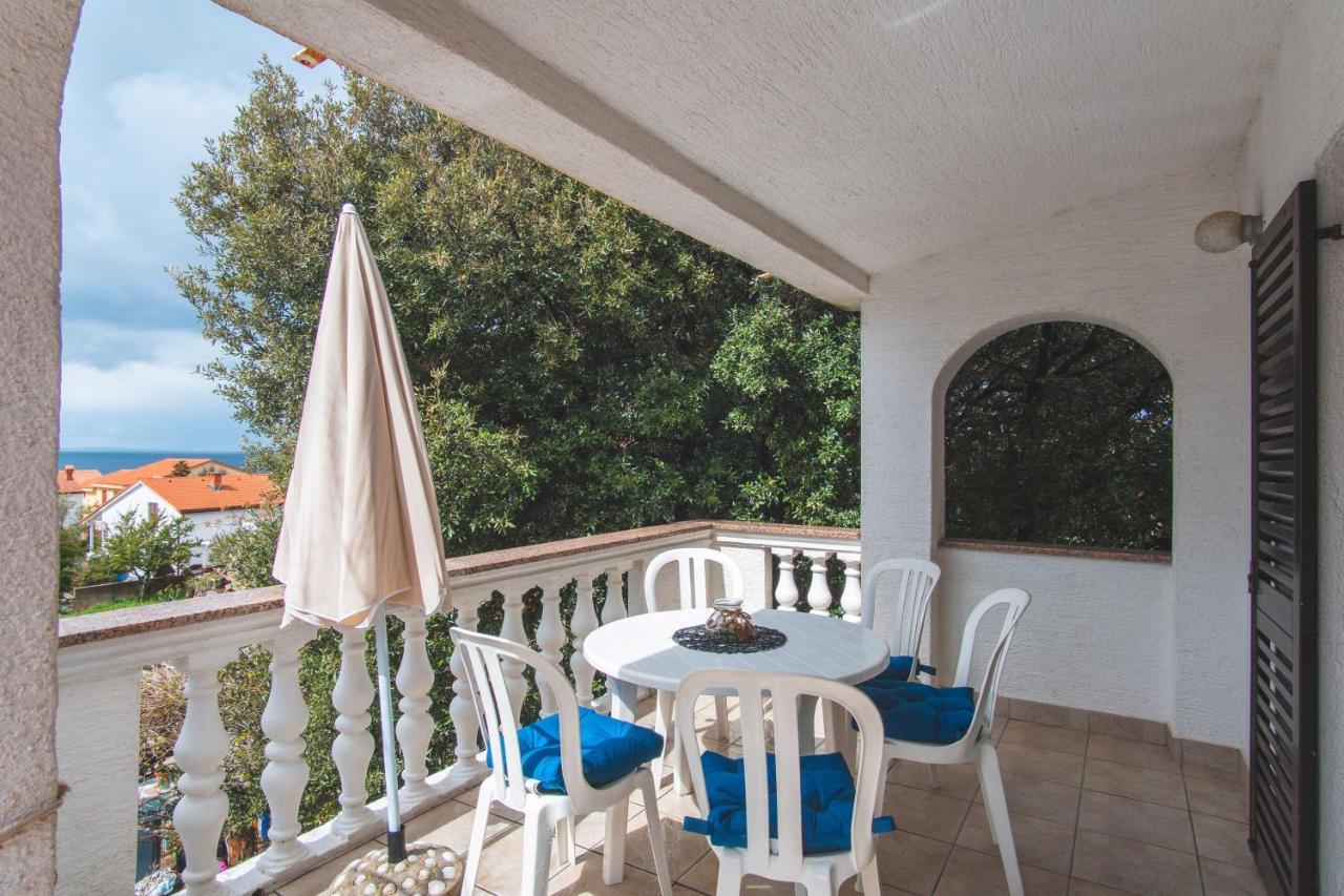 Ostaric Apartment Mandre Exterior photo