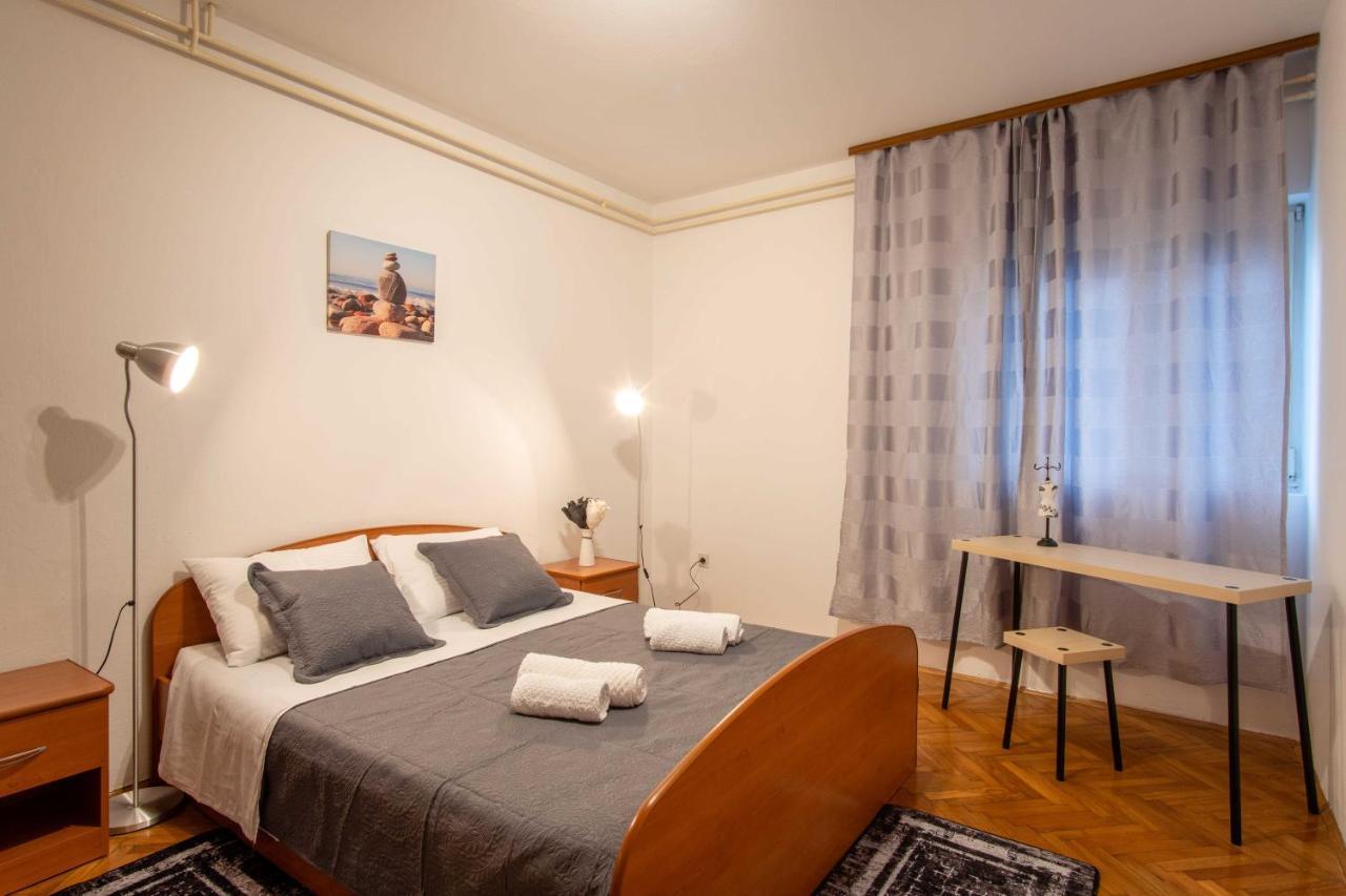 Ostaric Apartment Mandre Exterior photo